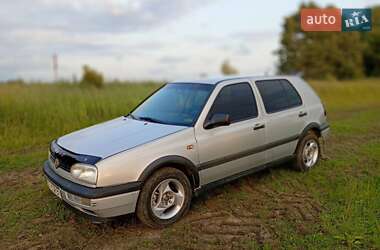 Хэтчбек Volkswagen Golf 1997 в Львове