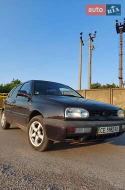 Хэтчбек Volkswagen Golf 1995 в 