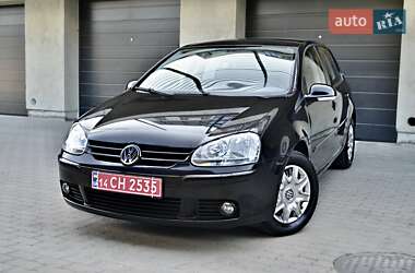 Хэтчбек Volkswagen Golf 2006 в Дрогобыче