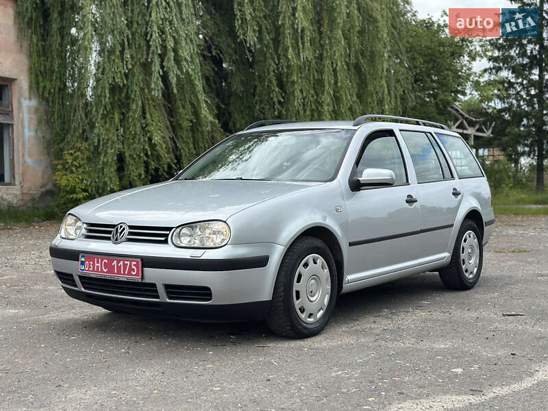 Універсал Volkswagen Golf 2003 в Луцьку