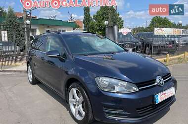Универсал Volkswagen Golf 2015 в Николаеве