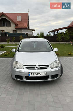 Хетчбек Volkswagen Golf 2006 в Івано-Франківську
