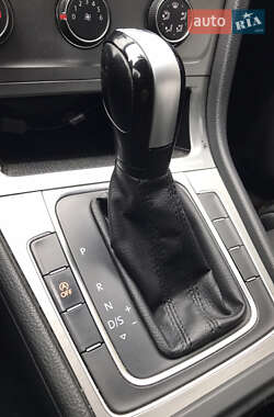 Хэтчбек Volkswagen Golf 2014 в 