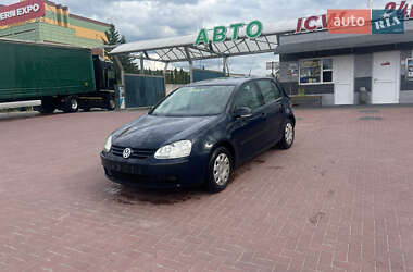 Хетчбек Volkswagen Golf 2005 в Луцьку