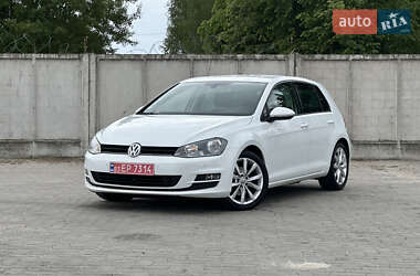 Хэтчбек Volkswagen Golf 2014 в 