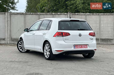 Хэтчбек Volkswagen Golf 2014 в 