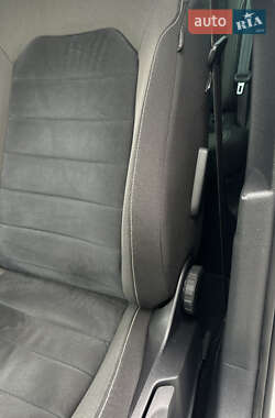 Хэтчбек Volkswagen Golf 2014 в 
