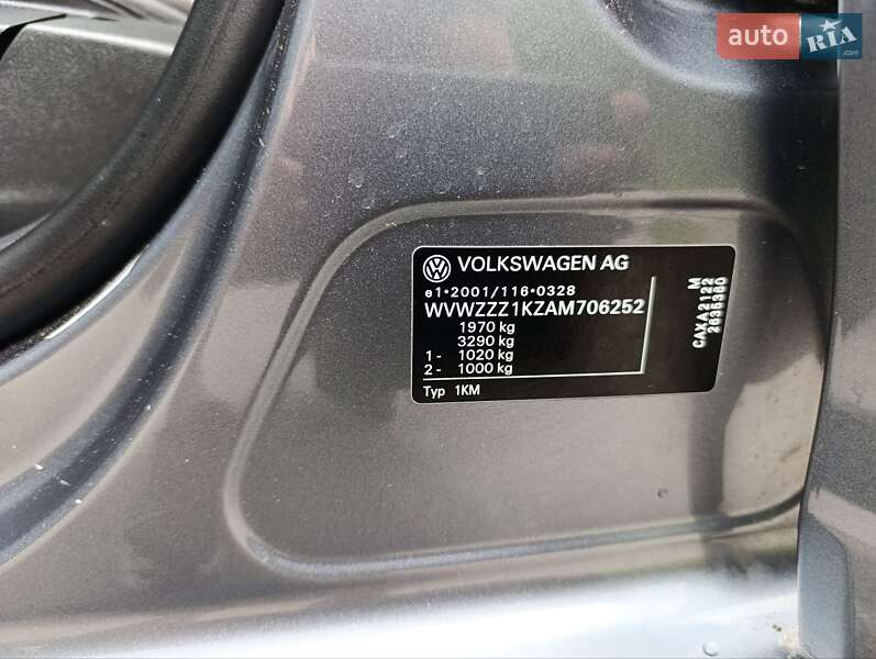 Універсал Volkswagen Golf 2010 в Запоріжжі