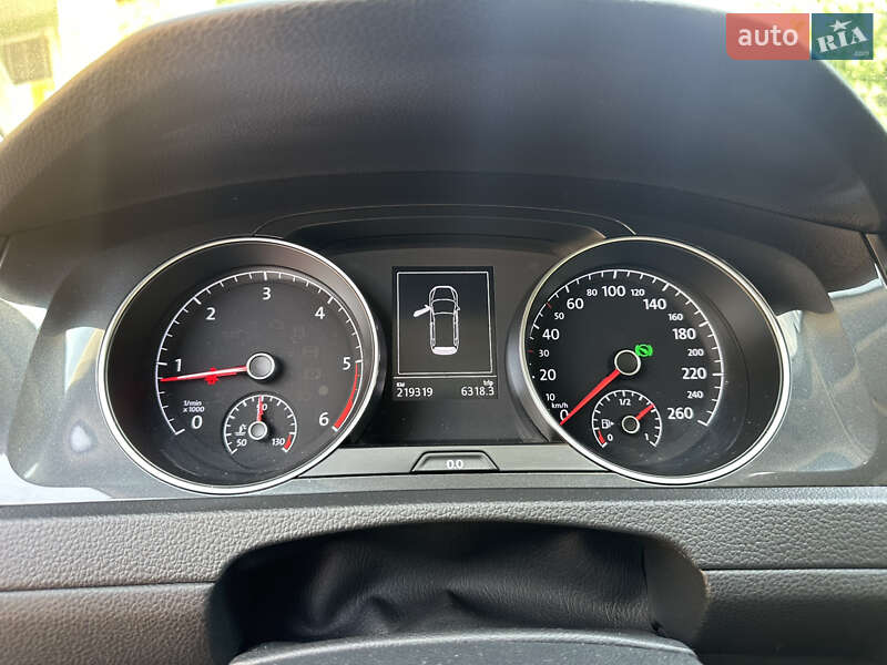 Универсал Volkswagen Golf 2020 в Луцке фото 24 Универсал Volkswagen Golf 2020 в Луцке