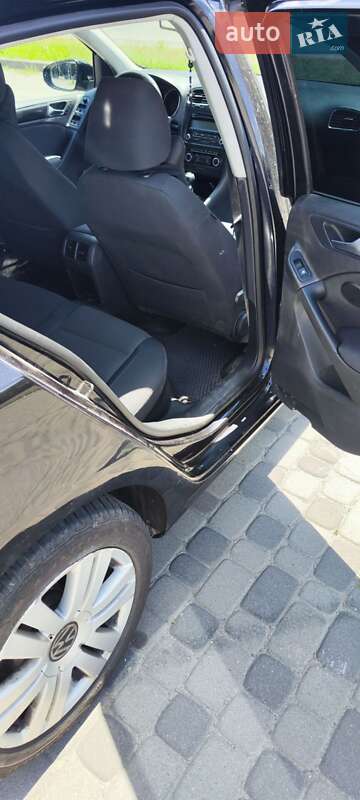 Хетчбек Volkswagen Golf 2010 в Хмельницькому