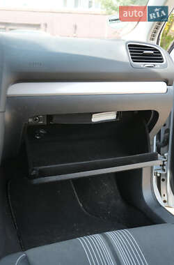 Универсал Volkswagen Golf 2013 в 
