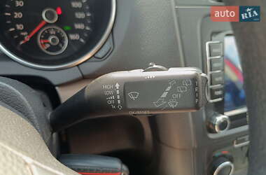 Хетчбек Volkswagen Golf 2011 в 