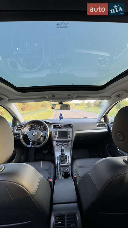 Универсал Volkswagen Golf 2017 в Кременчуге