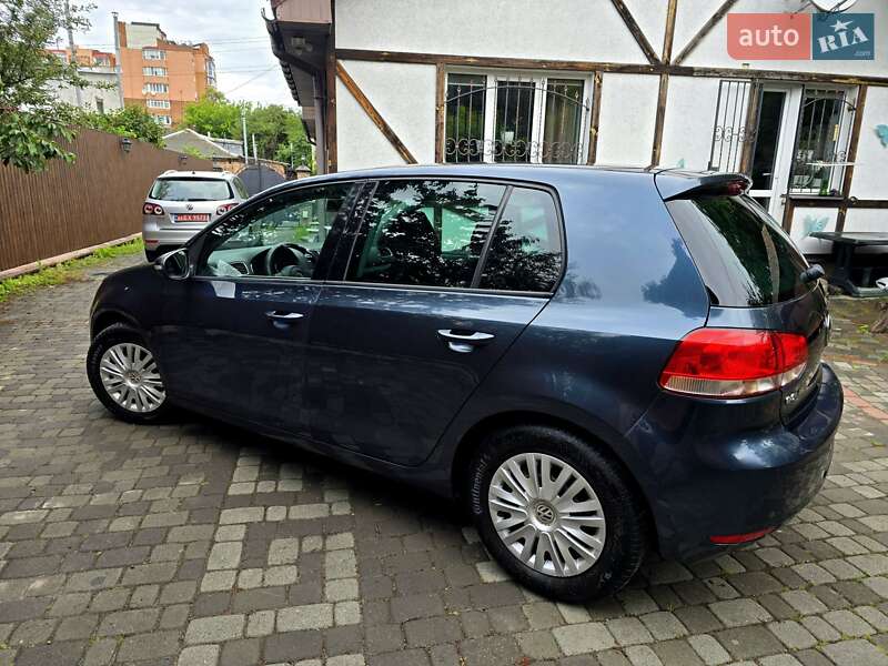 Хетчбек Volkswagen Golf 2009 в Полтаві