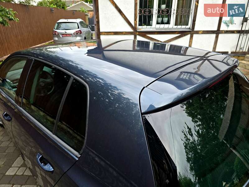 Хетчбек Volkswagen Golf 2009 в Полтаві