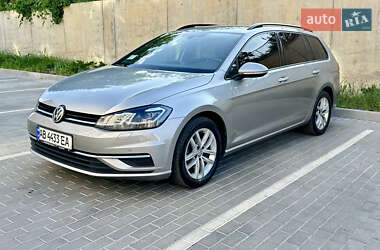 Универсал Volkswagen Golf 2017 в Виннице