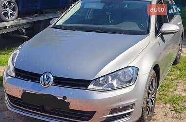Универсал Volkswagen Golf 2016 в Нововолынске
