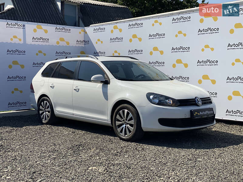Универсал Volkswagen Golf 2011 в Луцке