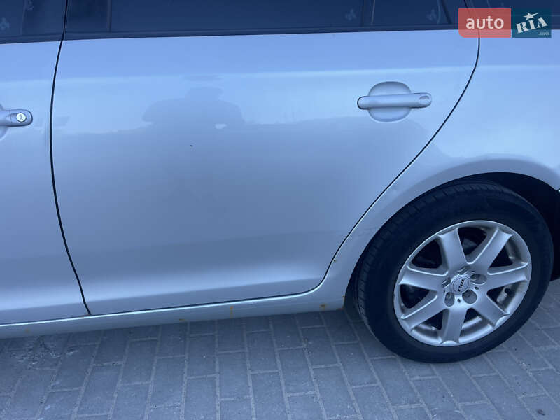 Універсал Volkswagen Golf 2008 в Львові