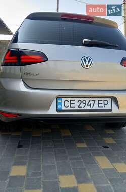 Хэтчбек Volkswagen Golf 2015 в 