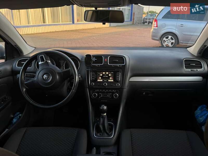 Универсал Volkswagen Golf 2012 в Хмельницком