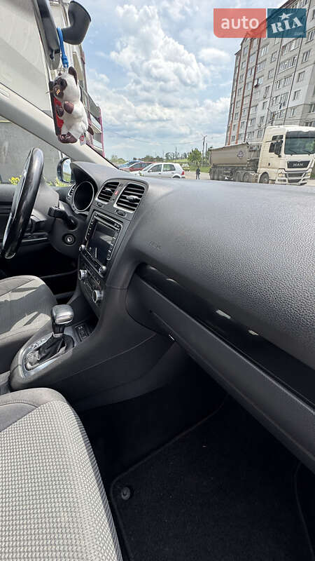 Універсал Volkswagen Golf 2009 в Тернополі