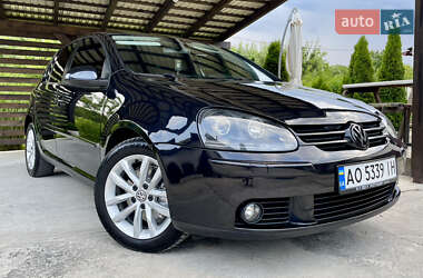 Хетчбек Volkswagen Golf 2008 в Мукачевому