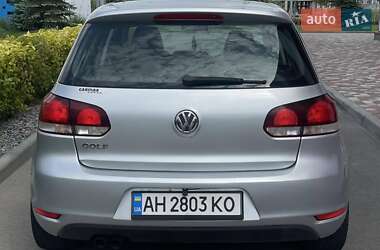 Хэтчбек Volkswagen Golf 2013 в 