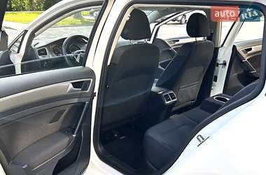 Универсал Volkswagen Golf 2015 в 