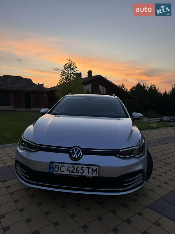 Универсал Volkswagen Golf 2021 в 