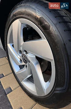 Универсал Volkswagen Golf 2021 в 