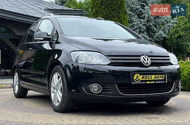 Хэтчбек Volkswagen Golf 2009 в Львове
