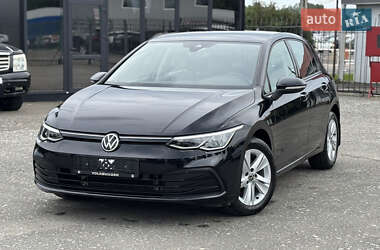 Хэтчбек Volkswagen Golf 2021 в Киеве