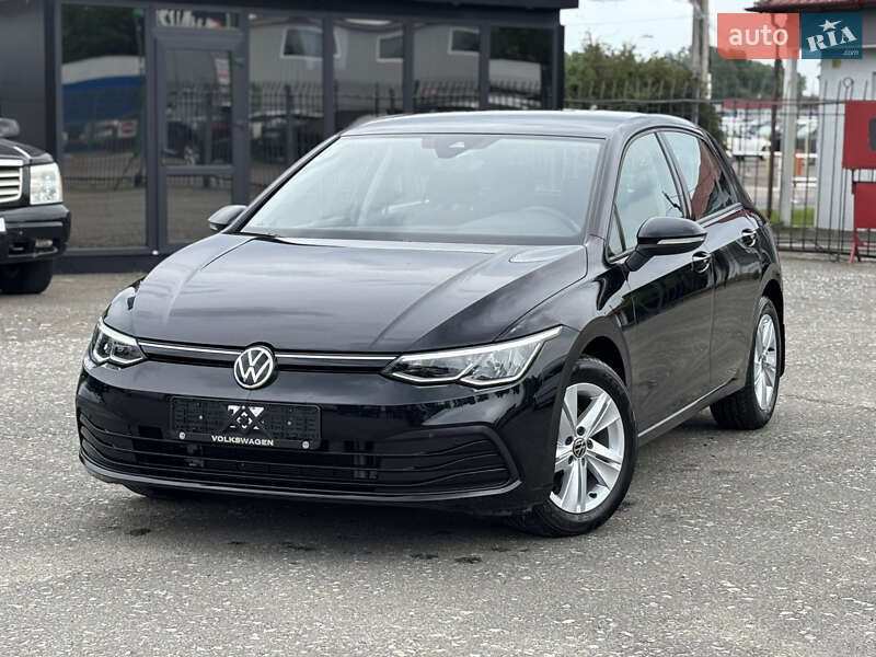 Volkswagen Golf 2021