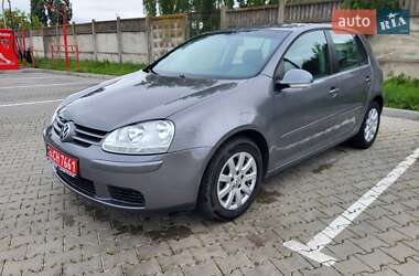 Хэтчбек Volkswagen Golf 2005 в Виннице