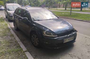 Универсал Volkswagen Golf 2015 в Киеве