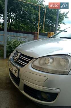 Універсал Volkswagen Golf 2008 в Івано-Франківську