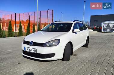 Універсал Volkswagen Golf 2010 в Києві