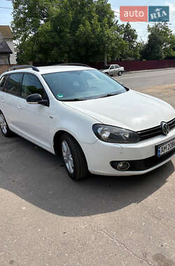 Универсал Volkswagen Golf 2012 в Житомире