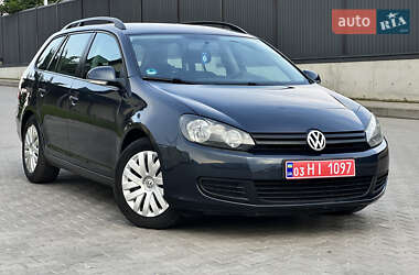 Универсал Volkswagen Golf 2010 в Луцке