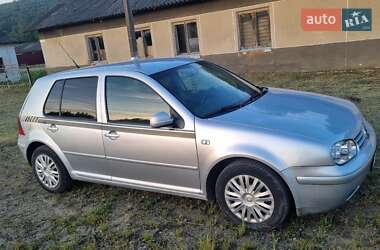 Хетчбек Volkswagen Golf 2000 в Чернівцях