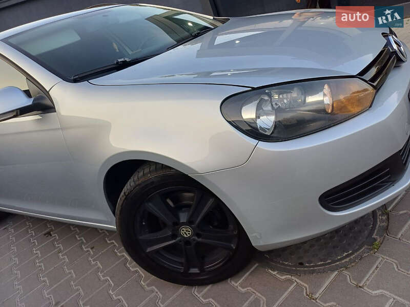 Универсал Volkswagen Golf 2011 в Житомире