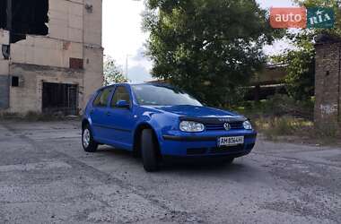 Хэтчбек Volkswagen Golf 1999 в Житомире