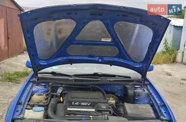 Хэтчбек Volkswagen Golf 1999 в  фото 22 Хэтчбек Volkswagen Golf 1999 в