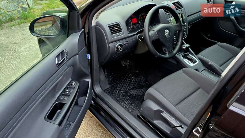 Хэтчбек Volkswagen Golf 2005 в Полтаве фото 36 Хэтчбек Volkswagen Golf 2005 в Полтаве