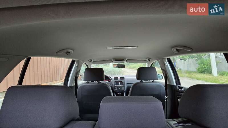 Хэтчбек Volkswagen Golf 2005 в Полтаве фото 49 Хэтчбек Volkswagen Golf 2005 в Полтаве