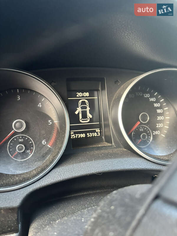 Хетчбек Volkswagen Golf 2012 в Кривому Розі