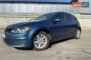 Хетчбек Volkswagen Golf 2014 в Києві