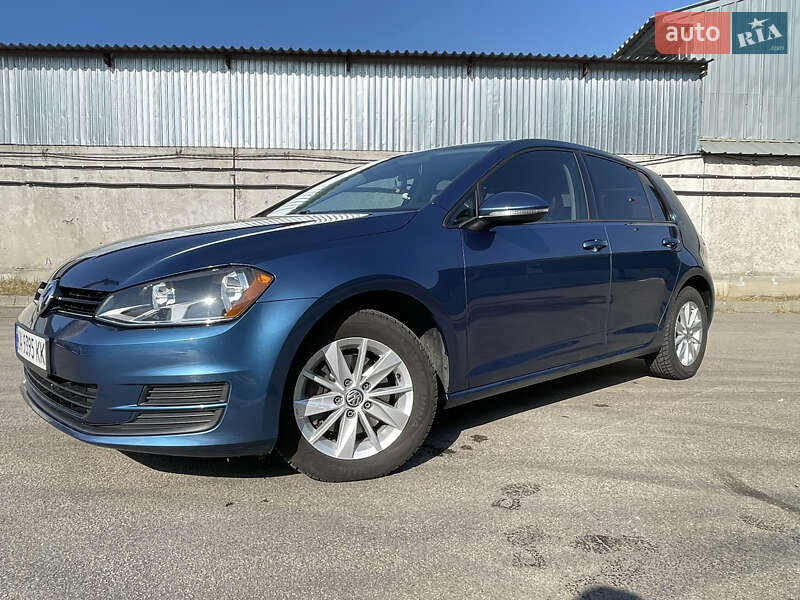 Хэтчбек Volkswagen Golf 2014 в 