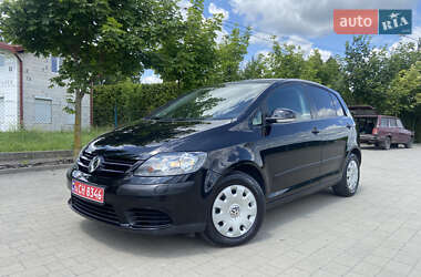 Хэтчбек Volkswagen Golf 2006 в Львове